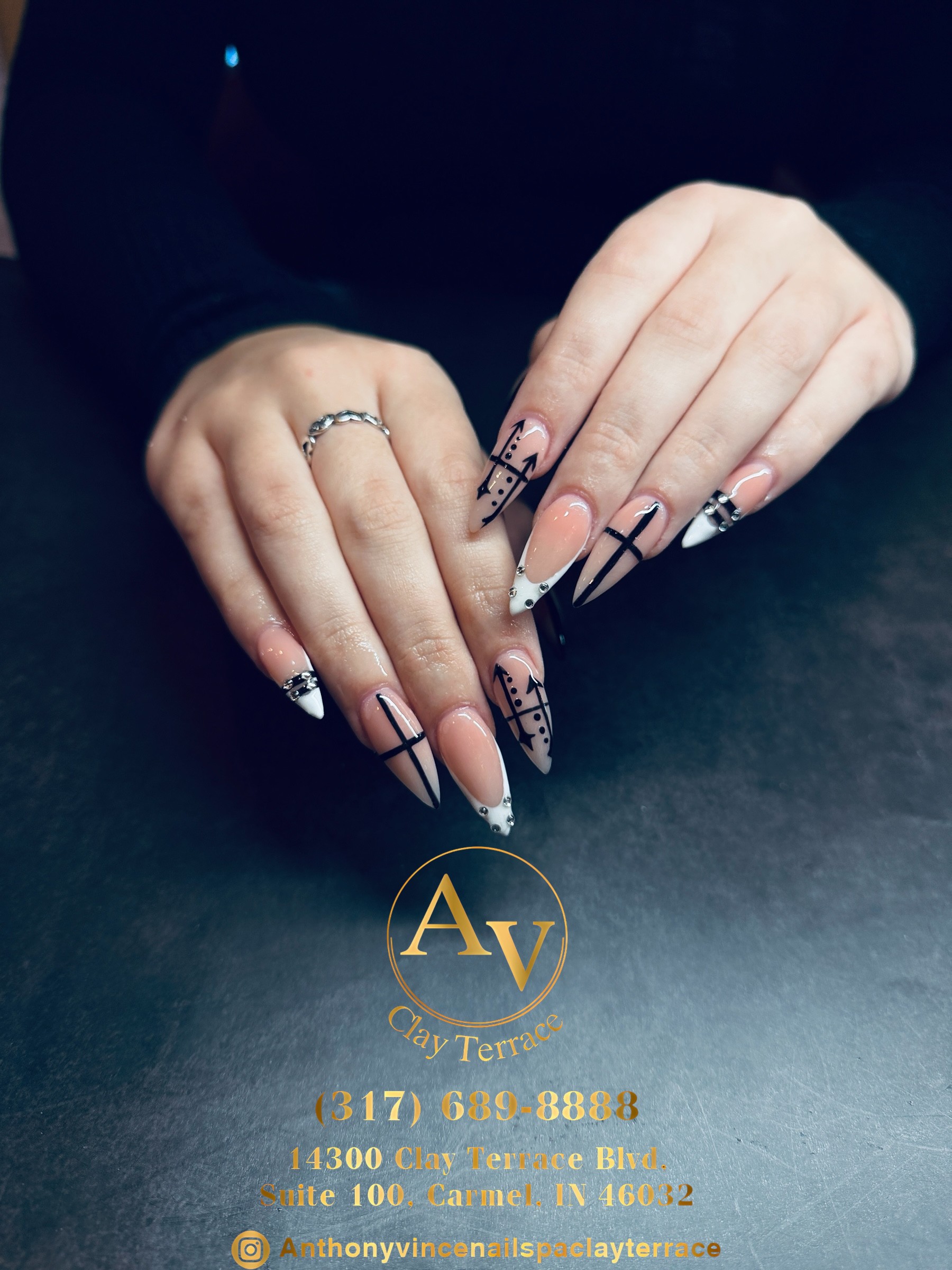 Trendy Almond Shape Nails for Spring